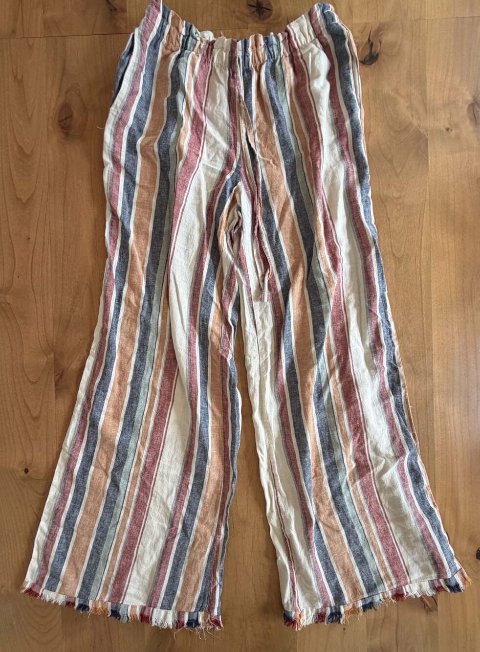 Cato Women's Striped Linen-Blend Wide-Leg Pull-On Pants with Raw Hem Small